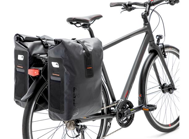 New Looxs Dobbel Sykkelveske MIK Varo 2 x 20 liter, Black 
