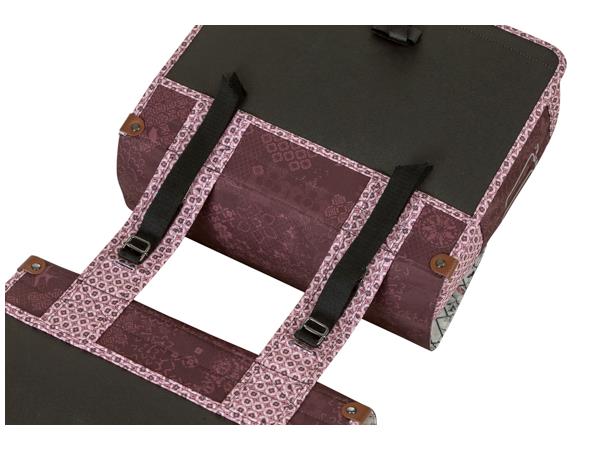 Basil Dobbel Sykkelveske Boheme 2 x 17,5 liter, Fig Red 
