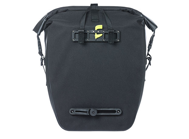 Basil Sykkelveske Navigator Dry 25-31 liter, Black 