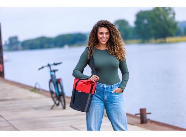 New Looxs Sykkelveske Nyborg 17 liter, Red Black 