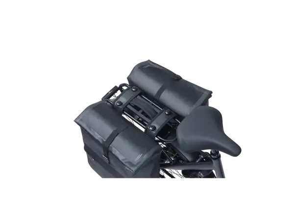 Basil Dobbel Sykkelveske Urban Dry Neo 46-52 liter, MIK, Black 