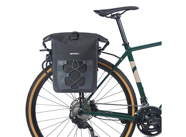 Basil Sykkelveske Navigator Waterproof 12-15 liter, Medium, Black 