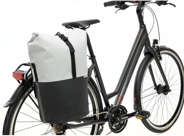 New Looxs Sykkelveske Nyborg 17 liter, Light Grey Black 