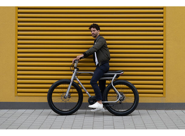 Ruff Cycles Biggie Elsykkel Bosch CX, 500 Wh, Midnight Black 