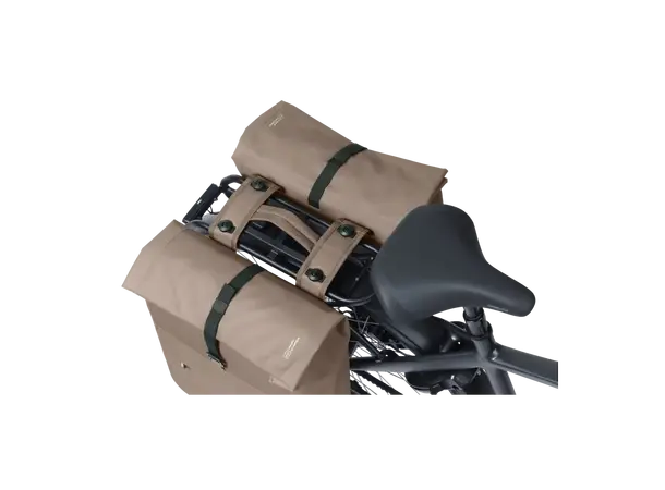 Basil Dobbel Sykkelveske Urban Dry Neo 46-52 liter, MIK, Sage Brown 