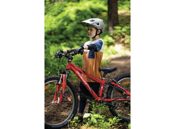 ABUS Sykkelhjelm YouDrop FF Ti Silver ABUS str: Small (48 - 55 cm) 