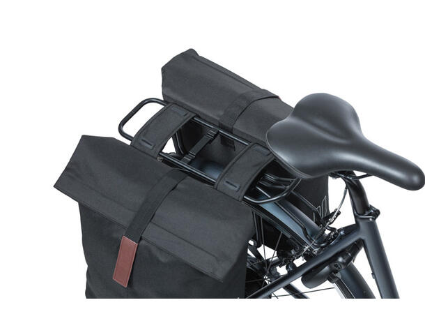 Basil Dobbel Sykkelveske City 2 x 16 liter, Black 